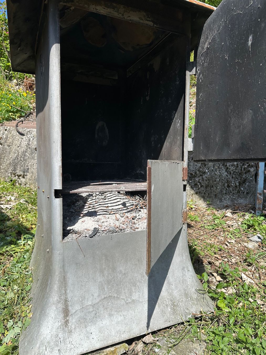 Altri mobili d'antiquariato: Verbrennungsofen – Usato da Riggisberg venduto da Megastark 4