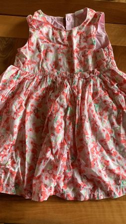 Sommerliches Blümchenkleid, Grösse 92, Top Zustand!