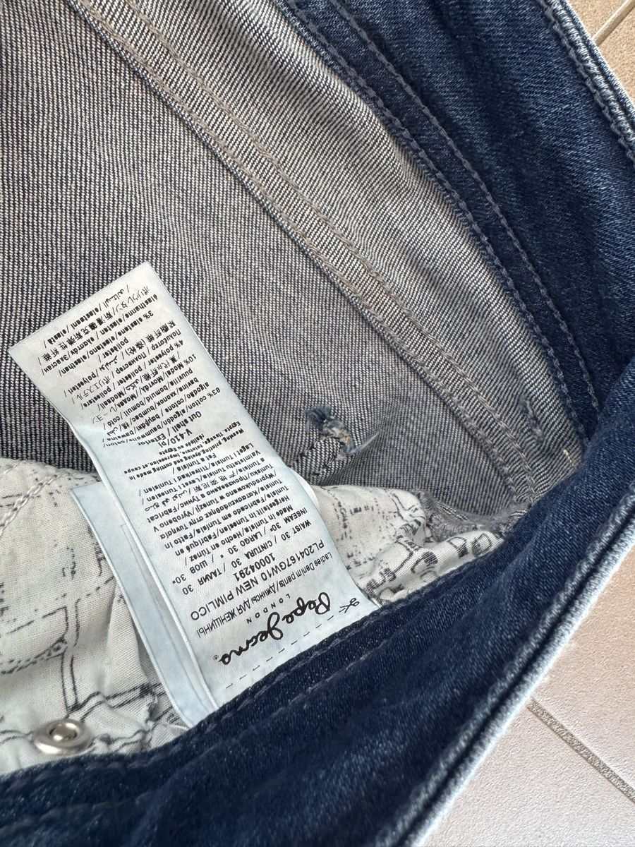 Pepe Jeans Jeans: Pepe Jeans – Neuf (Voir description) à Balgach par fad_jb55 2