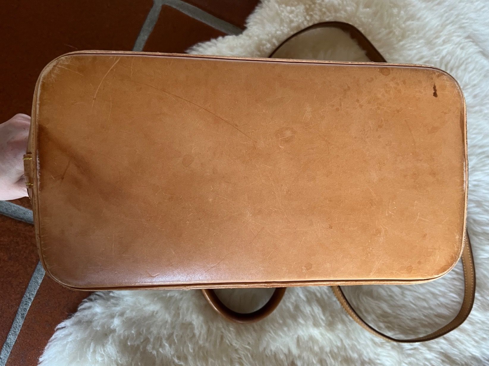 Louis Vuitton Taschen für Damen: Louis Vuitton Alma PM – Gebraucht aus Frümsen von laura002 6