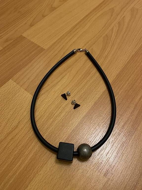 Catenine: Schmuck handmade – Usato da Villigen venduto da 28Nora82