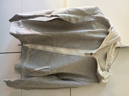 Moncler gilet à zip avec capuche