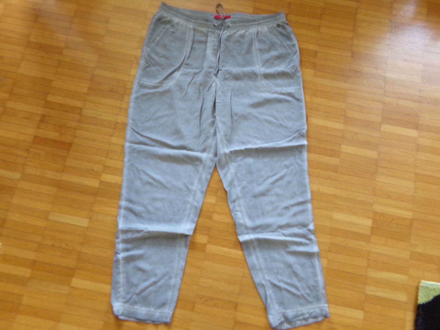 S.Oliver Hosen: Damen Hose grau Gr. Ca L  s.Oliver – Gebraucht aus Winterthur von Jessi_di