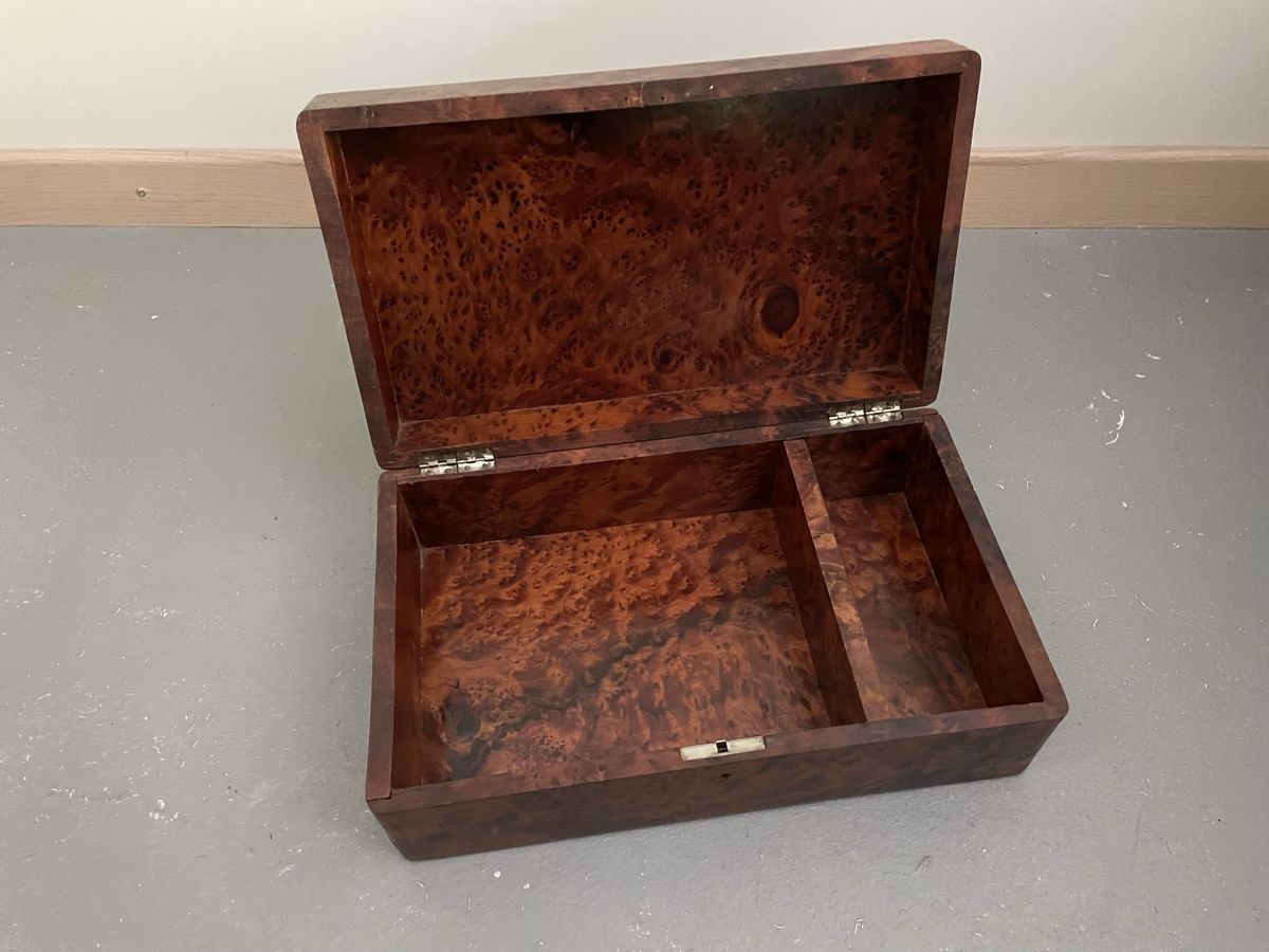 Barattoli: Boîte en bois loupe de noyer – Usato da Lamboing venduto da christopheO 1