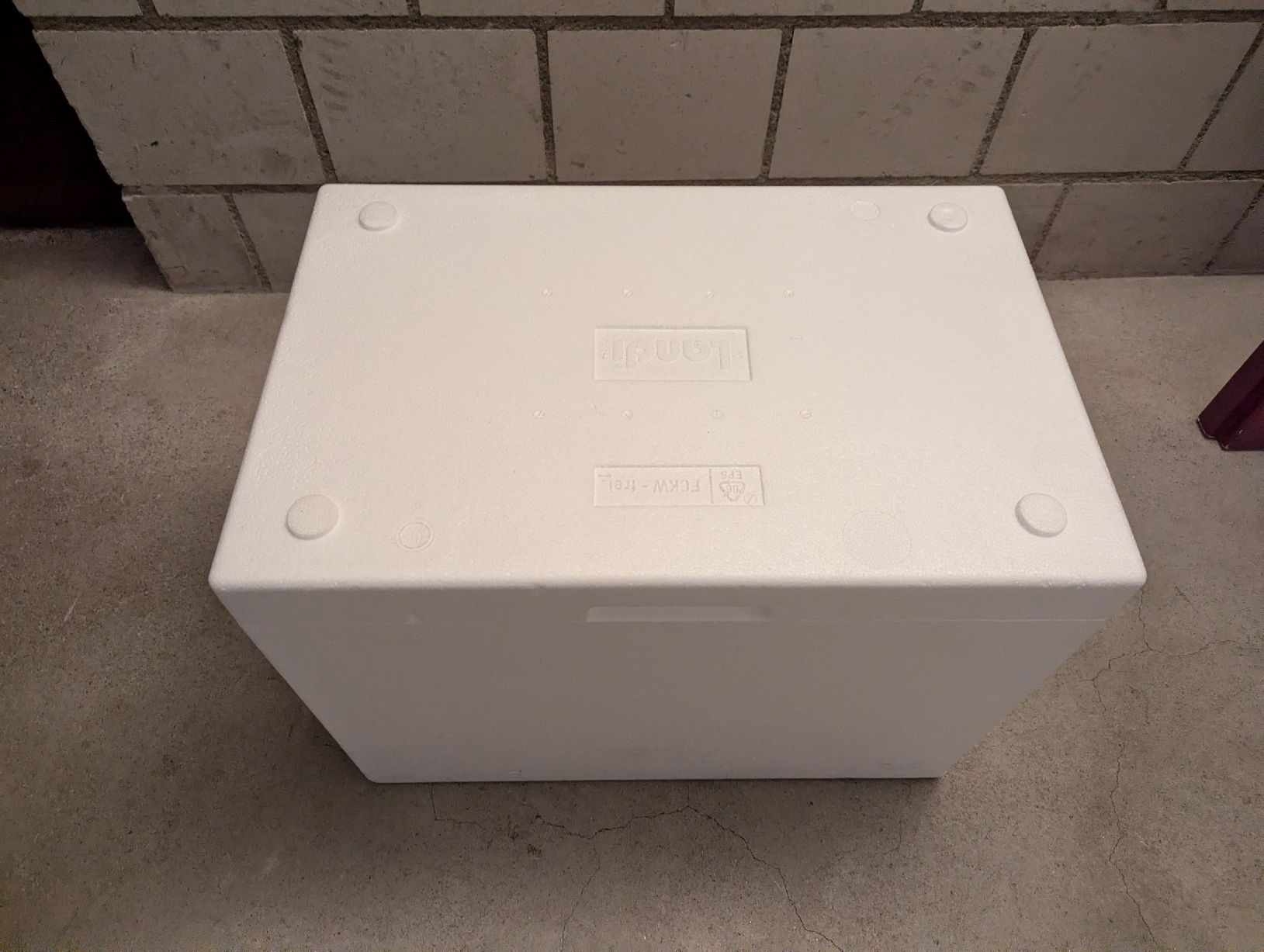 Kühlschränke & Kühlen: 2x Styroporbox Thermobox Isolierbox weiss – Gebraucht aus Basel von labaffe01 1