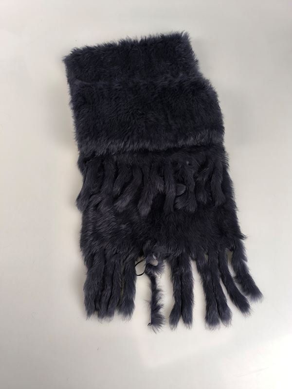 Foulard & Sciarpe: Pelzschal Blau Nachtblau – Usato da Rüti ZH venduto da Restwert_Rueti_ZH 3