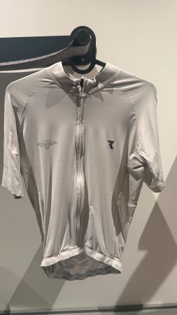 Ryzon Signature Jersey Gr. M – Clouded Dune – Top Zustand