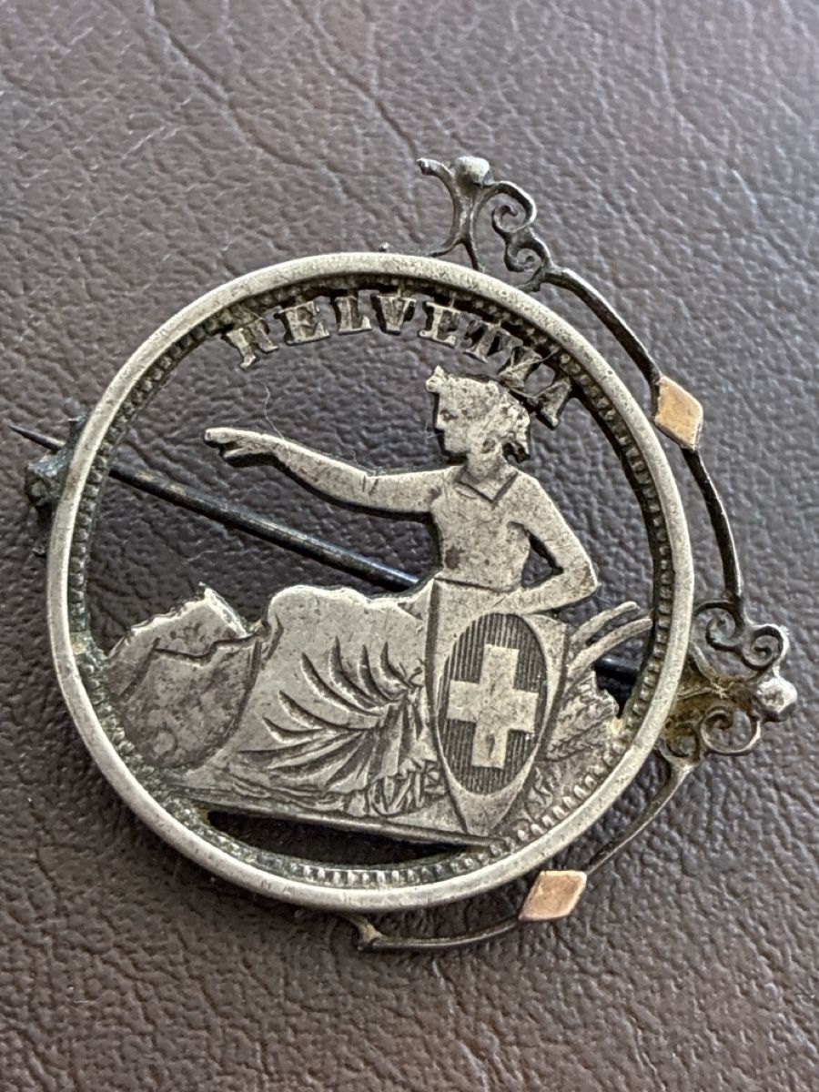 Spille & Fermagli: Broche 2 Francs Helvetia 1860 – Usato da Hittnau venduto da PfiHi01