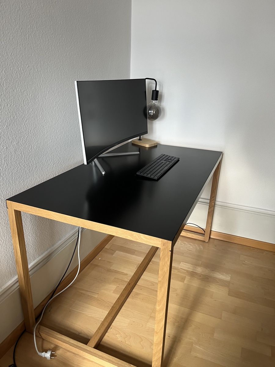 Scrivanie: Schreibtisch mit Magnetplatte  – Usato da Luzern venduto da han_rf8x 1