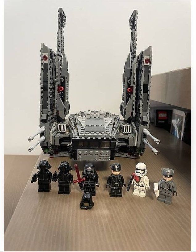 Lego Giocattoli: Lego Star Wars Kylo Ren's Shuttle 75104 – Usato da Wangen b. Olten venduto da Jael1984