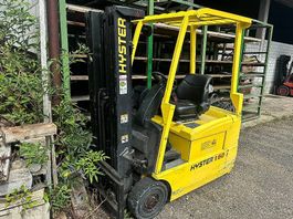 Stapler Hyster 1.6 Elektro Triplex, keine Batterie