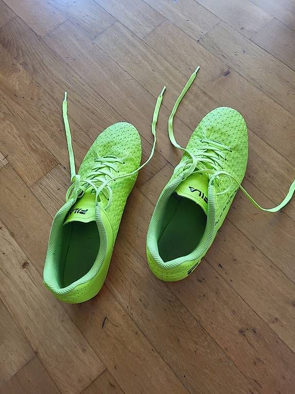 Fila Chaussures garçon: Fussballschuhe – D'occasion à Volketswil par sch_qqn7 3