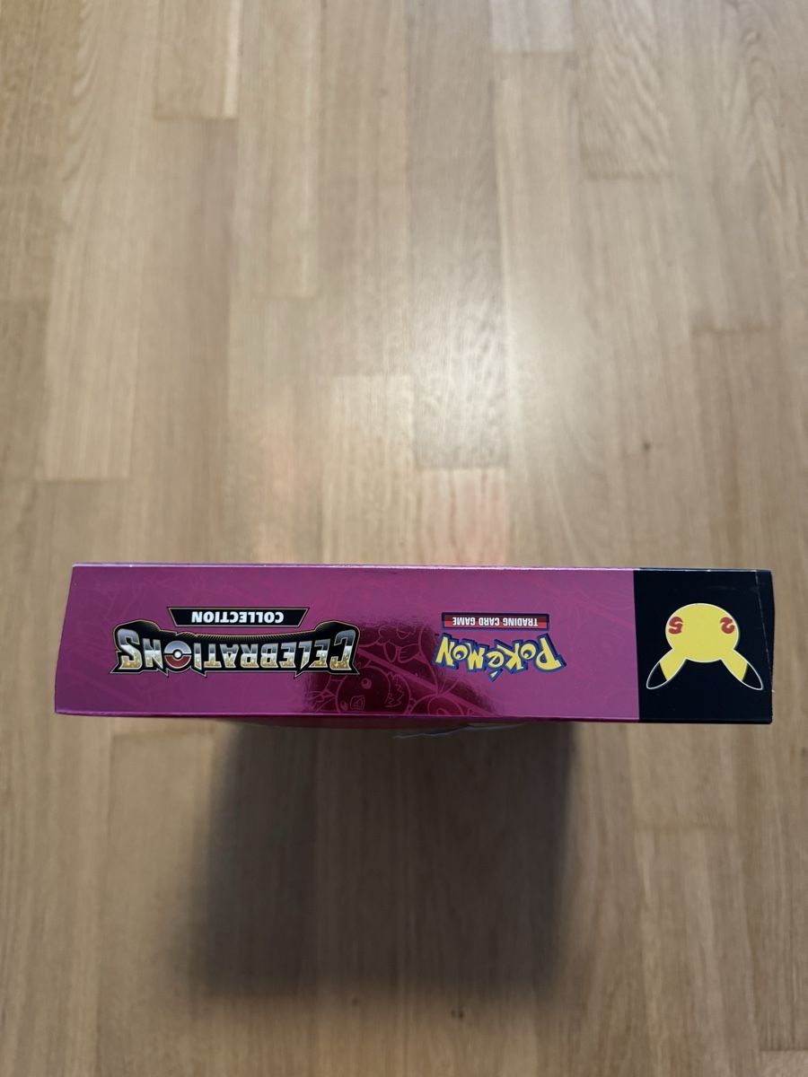 Pokémon Sammelbilder & Trading cards: Pokemon Celebrations Dark Sylveon Box – Neu und originalverpackt aus Ennetbaden von ste_w9z6 5