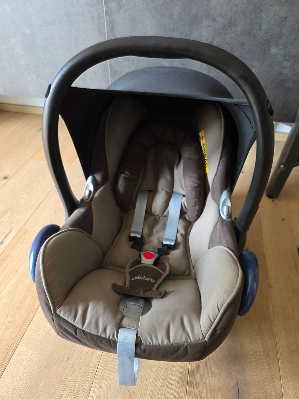 Maxi-Cosi Porte-bébés ventraux & dorsaux: Maxi Cosi – D'occasion à Wangen an der Aare par pat_2p5v