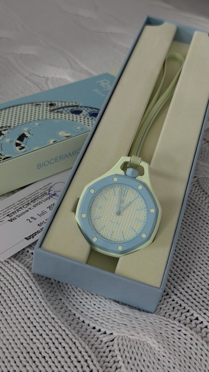 Swatch Uhren: Audemars Piguet x Swatch watch  – Neu und originalverpackt aus Paradiso von viorea 4