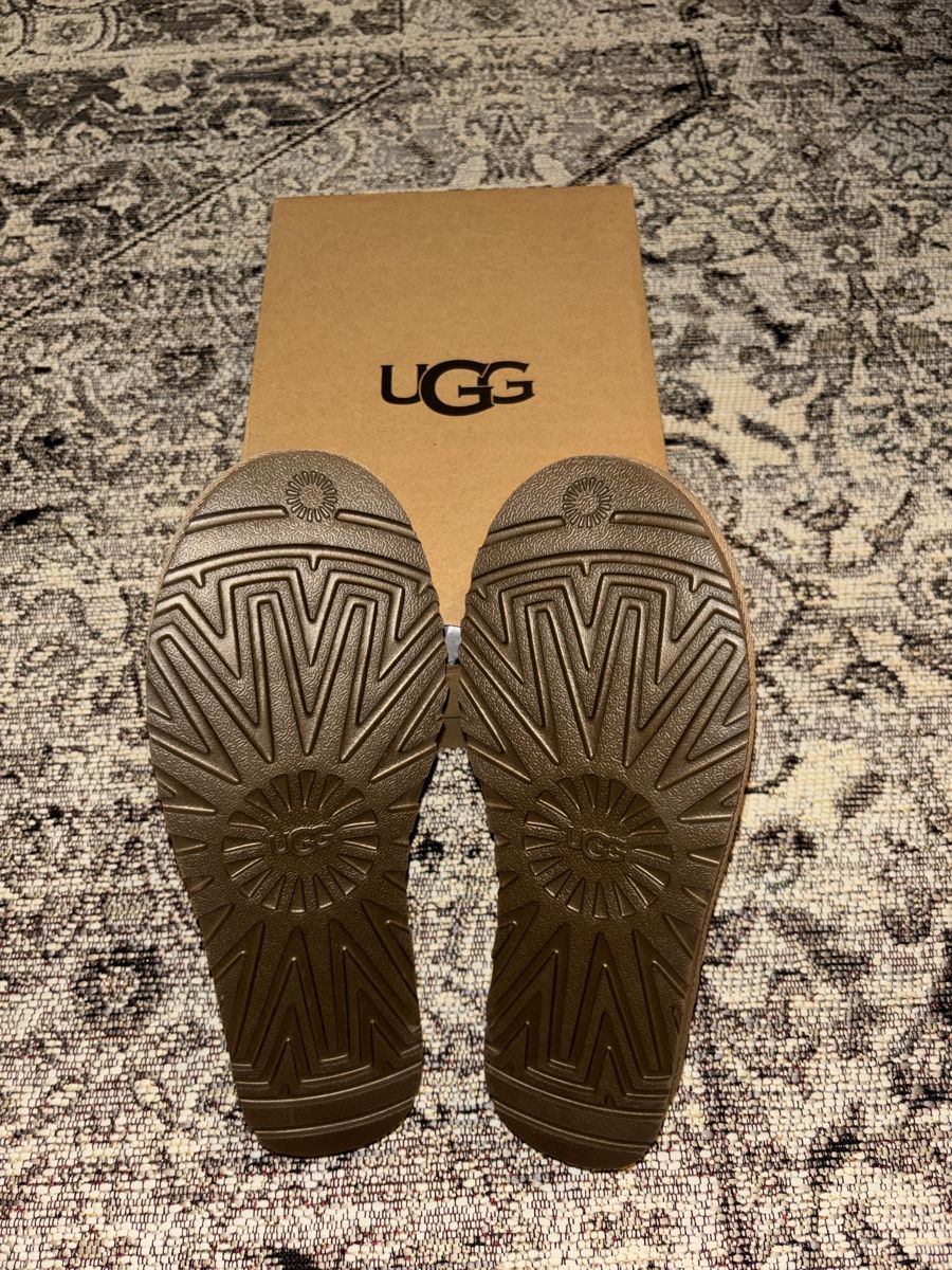 Ugg Scarpe da donna: UGG Classic Micro Boot – Nuovo e nell'imballaggio originale da Schaffhausen venduto da vel_67wt 5
