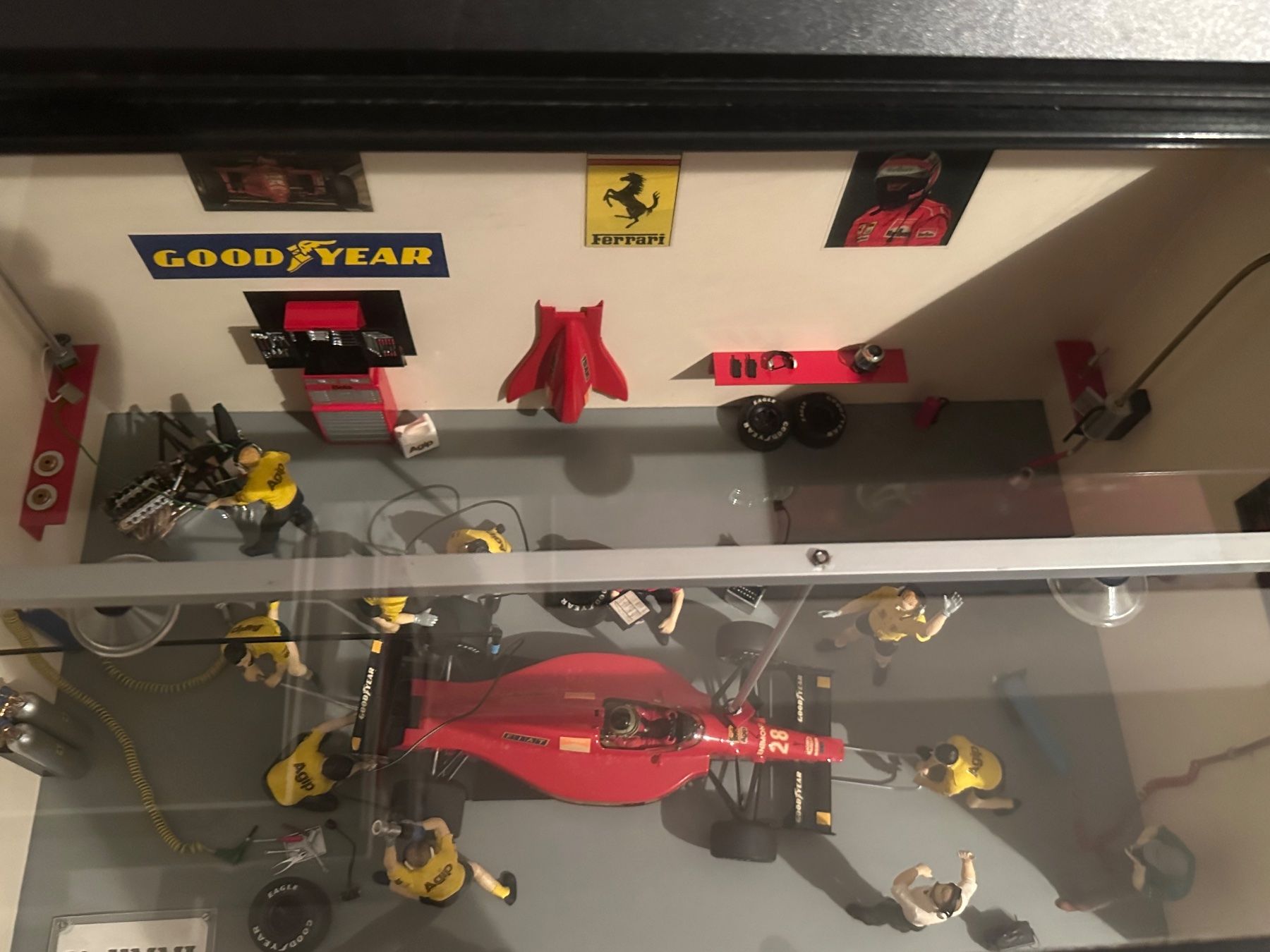 Kit di modellismo & Modellini statici: DIORAMA FORMULA 1 AUTOCOSTRUITO – Nuovo (secondo la descrizione) da Gordola venduto da Topino02 1
