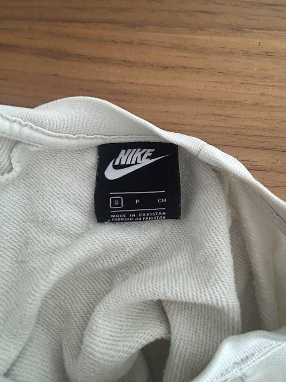 Nike Pulls & Sweat-shirts: Nike Pullover – D'occasion à Münsingen par eny04 1