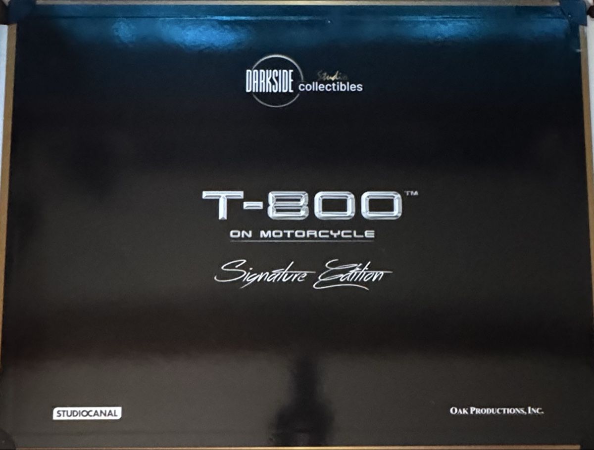 Statuette: T-800 on motorcycle, Terminator 2 Judgment day – Usato da Lamboing venduto da Treasurecorner