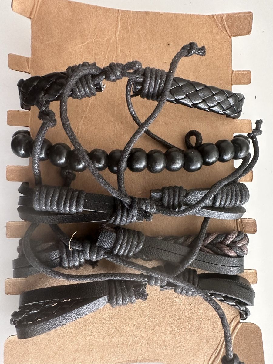 Bracciali & Braccialetti: Armband Set 5-teilig schwarz Leder – Nuovo e nell'imballaggio originale da Kloten venduto da digi-Galaxy 2