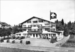 Ebikon LU // Oldtimer Gasthaus Falken