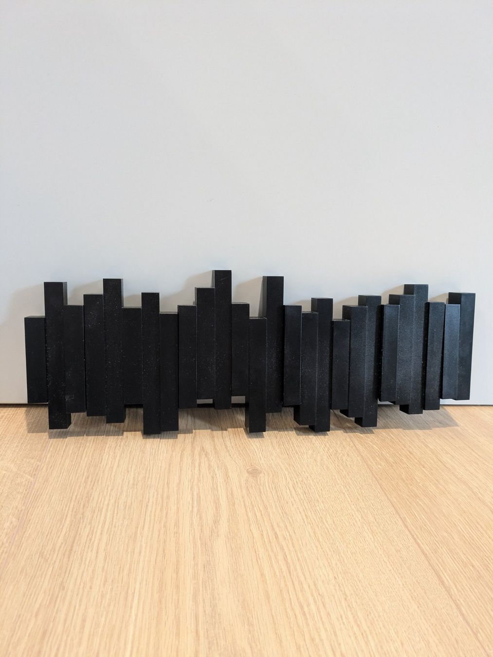 Guardaroba: UMBRA - Wandgarderobe Sticks Schwarz – Usato da Winkel venduto da Kade50
