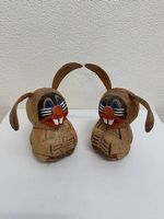 Handgeschnitzte Kokosnuss Hasenfiguren aus Holz
