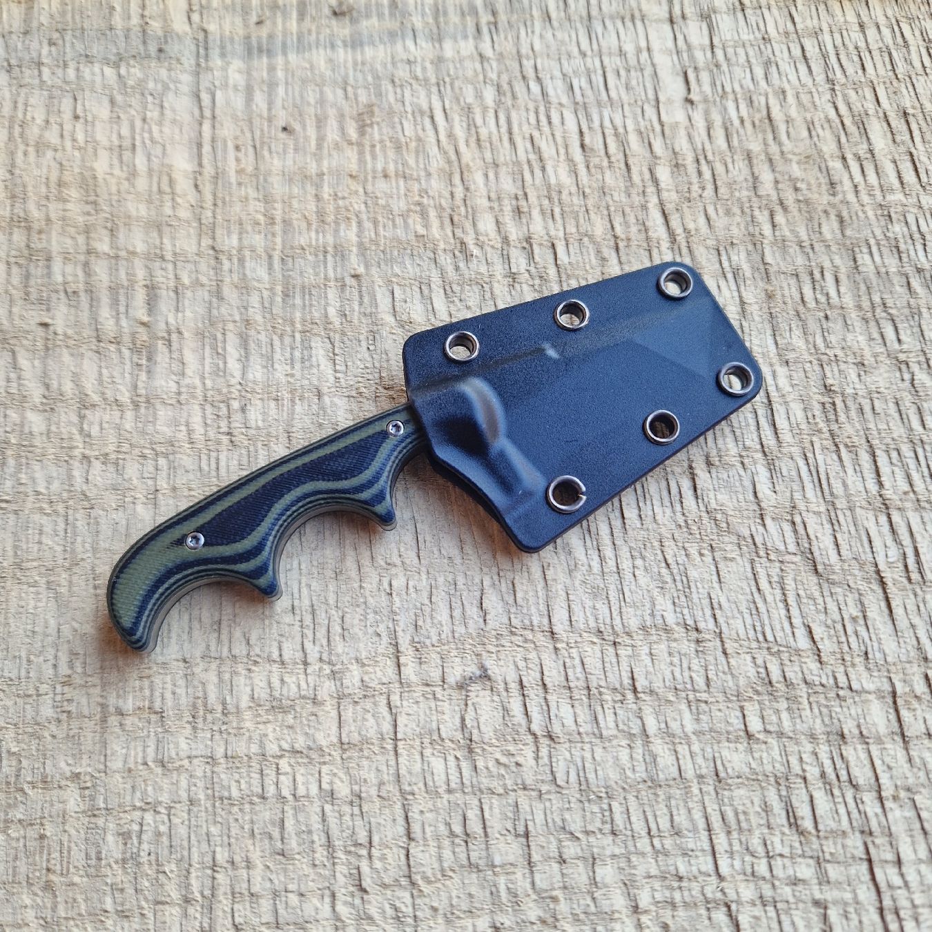 Zubehör: CRKT Minimalist Messer – Neu und originalverpackt aus Dorf von Messer-Schweiz 2