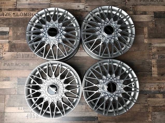Cerchioni: Jantes Ronal LSX SAAB 900 Classique + 9000 – Usato da Fenil-sur-Corsier venduto da HEMIsphere_Garage