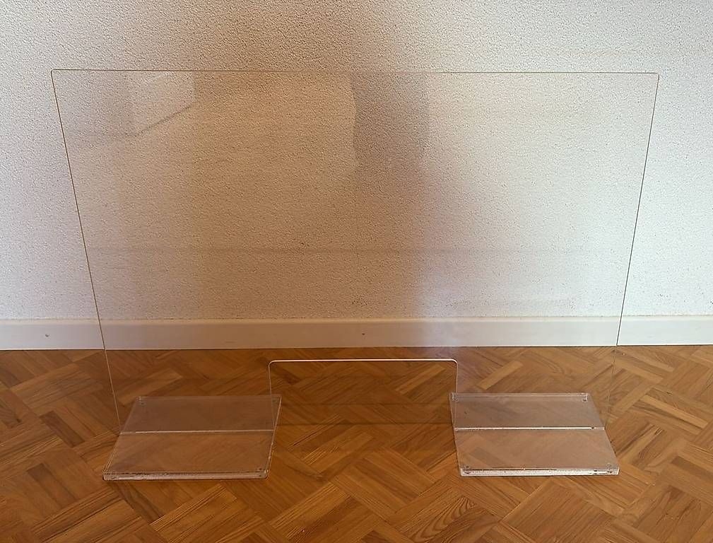 Bicchieri: Acrylglas Verkleidung mit Ausschnitt – Usato da Braunau venduto da H-Wohnen