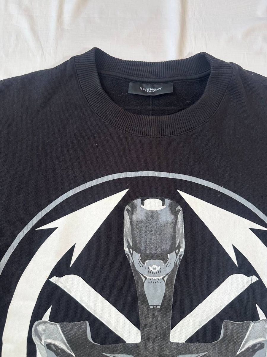 Givenchy Maglioni & Felpe: Givenchy Pullover  – Usato da Pfäffikon ZH venduto da Nataliia. 2