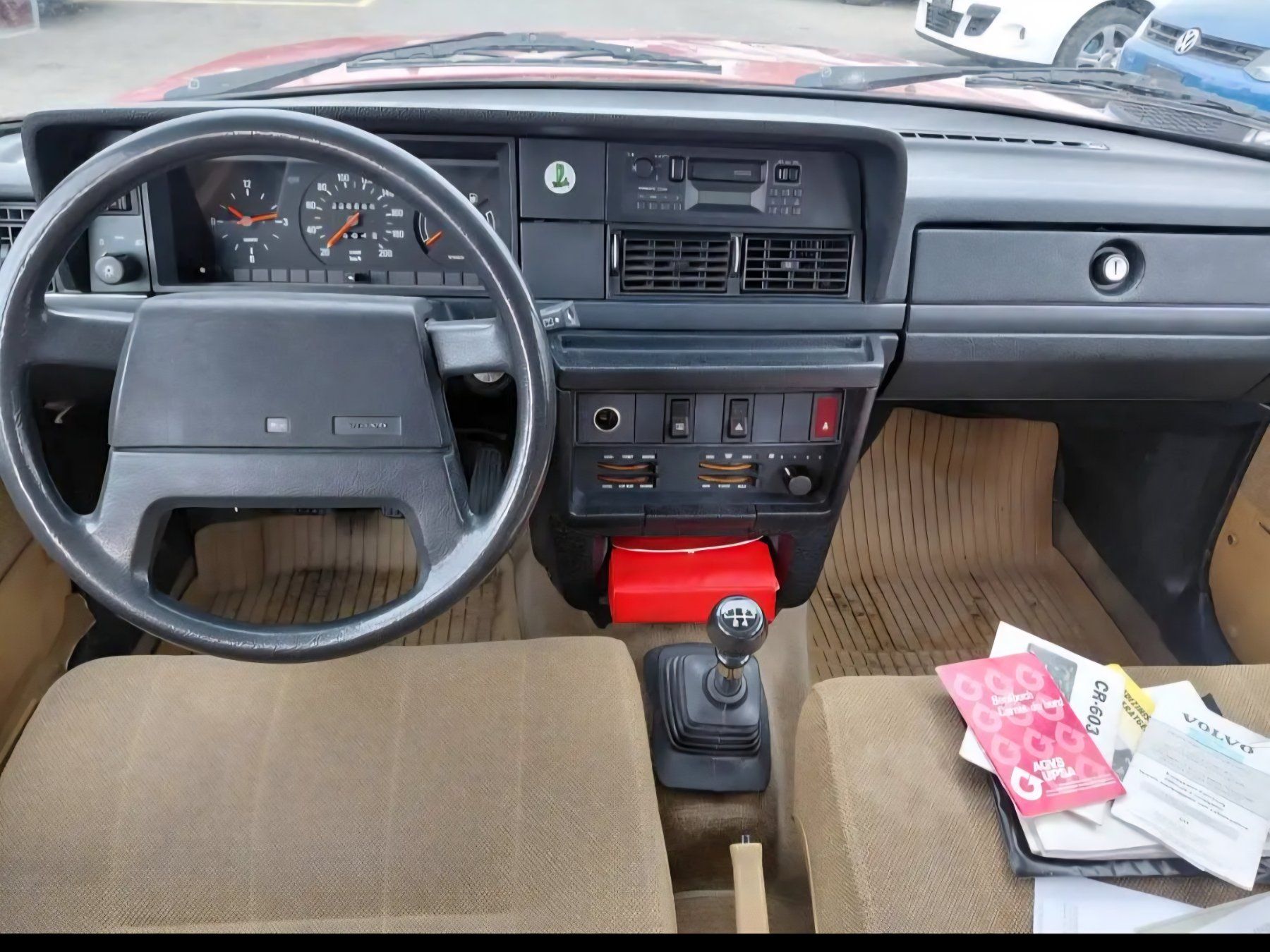 Volvo Autos: volvo 240 Classic – D'occasion à Peseux par tch_7l5b 7