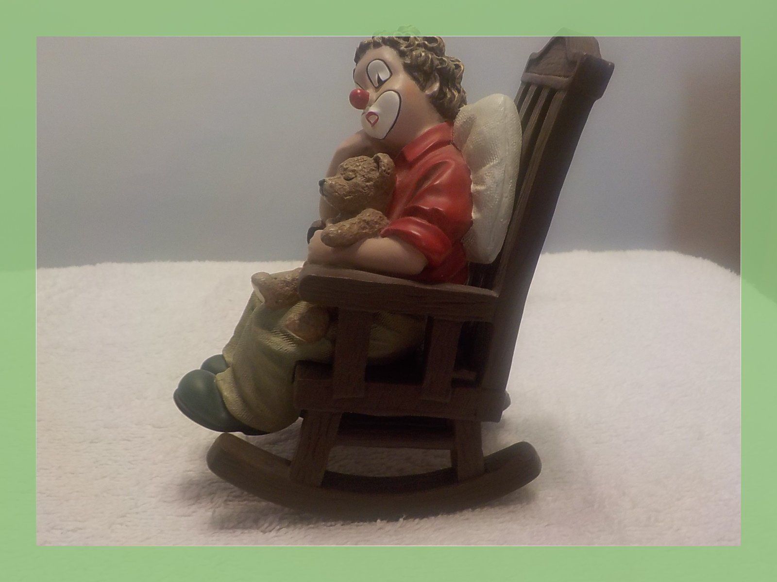 Statuette: Gilde Clown sitzend im Schaukelstuhl – Usato da Bülach venduto da Freieck 1
