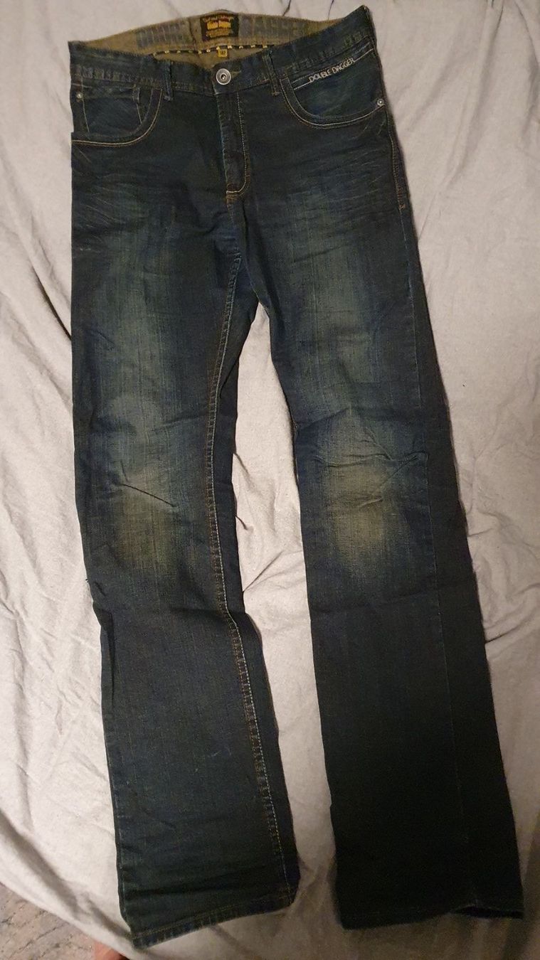 C&A Jeans: Jeans von C&A (HERE & THERE) – Usato da Muttenz venduto da pixopus