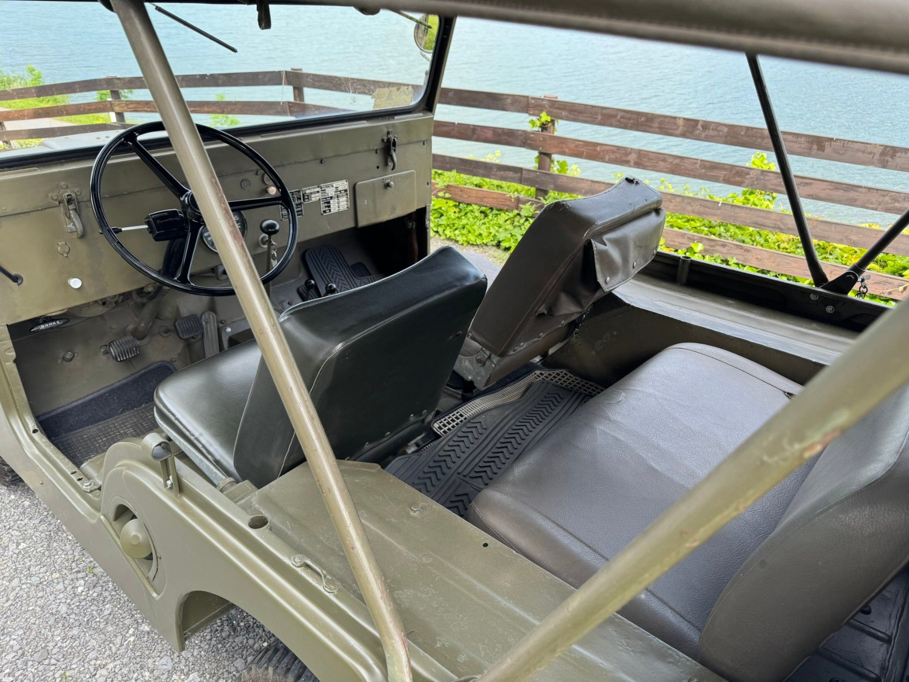 Kaiser Autos: Jeep CJ5 Kaiser 12V orig. CH-Armee – Gebraucht aus Gross von autonauer 2