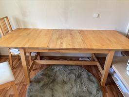 Esstisch aus Holz ausziehbar