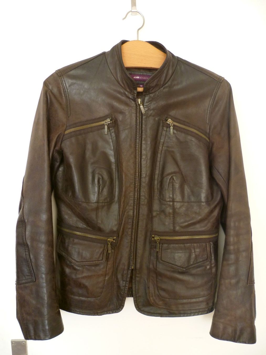Vestes: Damen Echtlederjacke Grösse 38 – D'occasion à Thalwil par ansae17