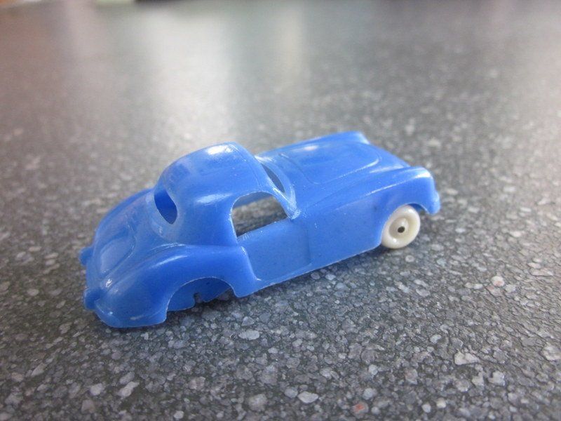 MG Modellini d'auto: "Groschenauto" MG, blau Kunsstoff, W.Germany – Usato da Bischofszell venduto da Pfau0 4