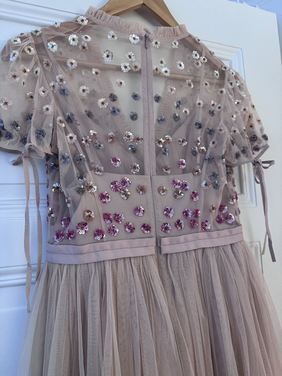 Vestiti: Needle & Thread Cocktailkleid Pailletten-Blumen Gr.36 – Nuovo (secondo la descrizione) da Zürich venduto da Jenn_Jen 3