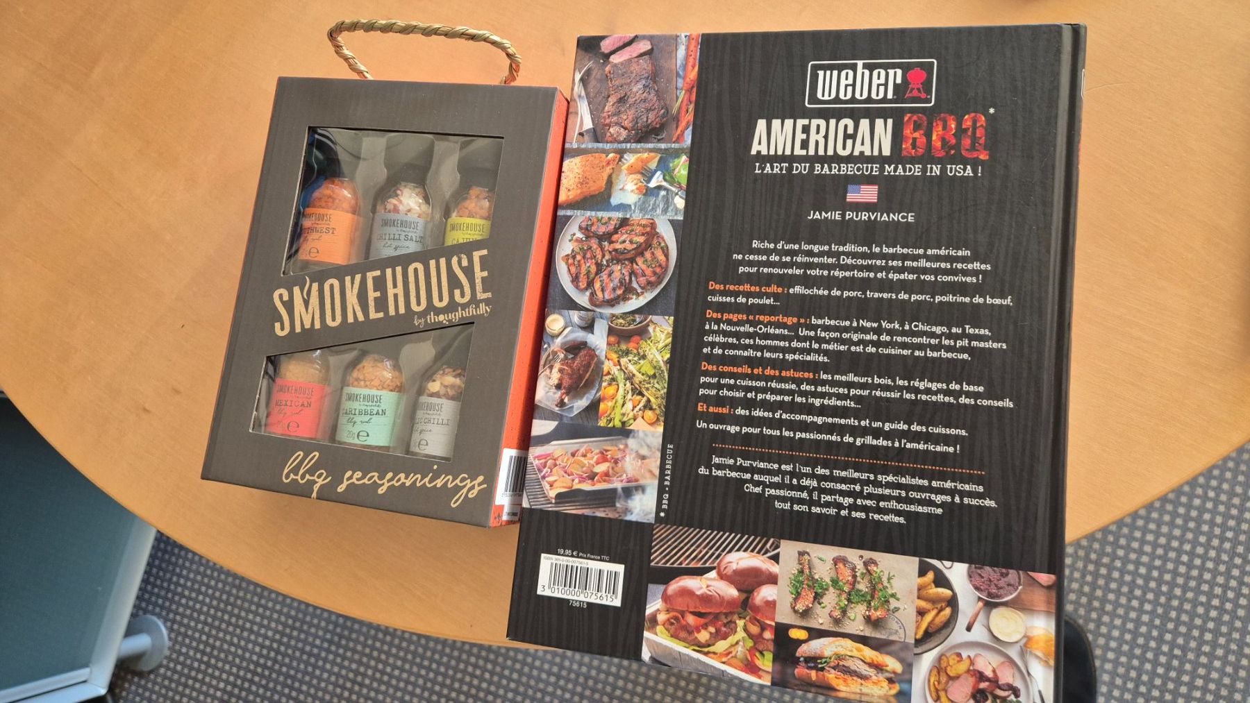 Libri: American BBQ, Weber - PN: CHF 39.90 – Usato da Goumoens-la-Ville venduto da cfaIII 1
