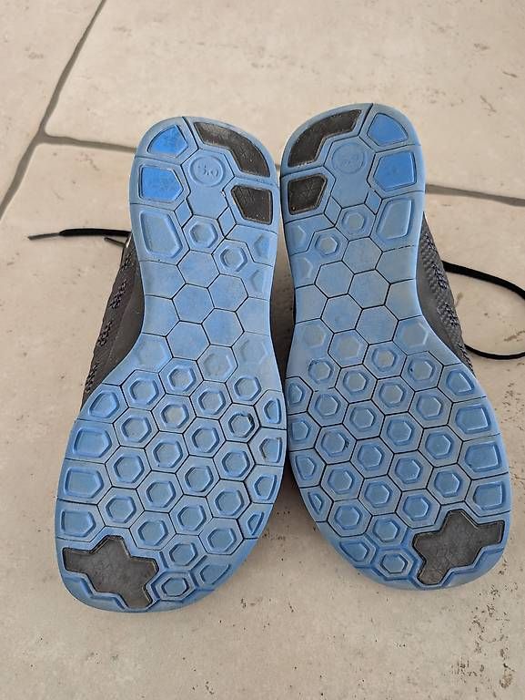 Scarpe da uomo: Turnschuhe Nike, Sneakers, Gr. 38 – Usato da Uster venduto da bikesnow 2