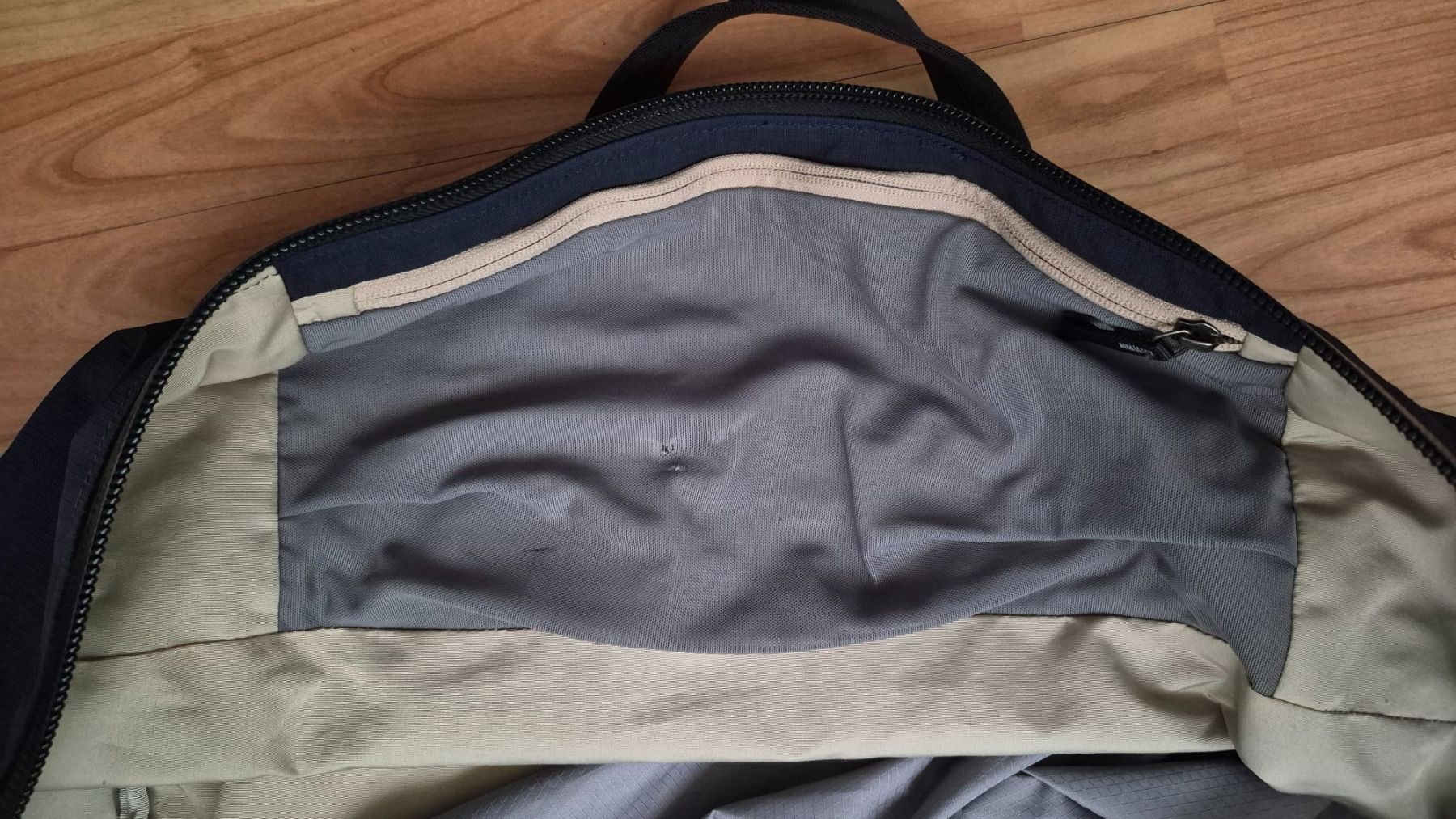 Bellroy Borse: Bellroy Venture Duffel 40L – Nuovo (secondo la descrizione) da Basel venduto da DriggerMS 4