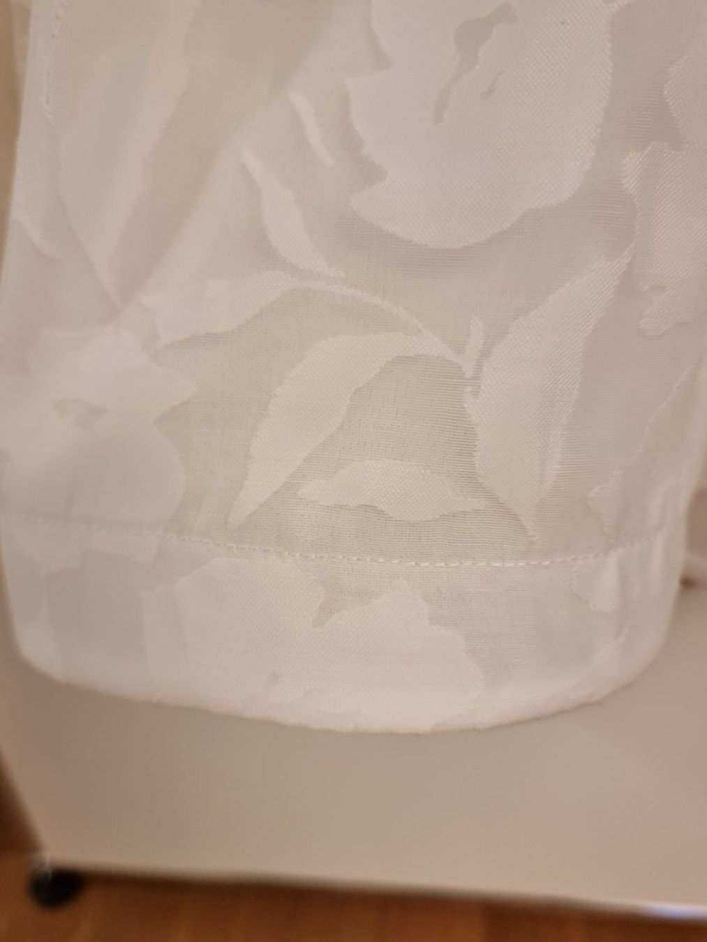 Vestiti: Weisses Jacquard Hemdkleid mit Puffärmeln – Nuovo (secondo la descrizione) da Zürich venduto da Nala2811 7