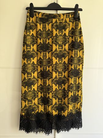 Essentiel Antwerp Rock Gr.34 Senfgelb/Schwarz Spitze Top!