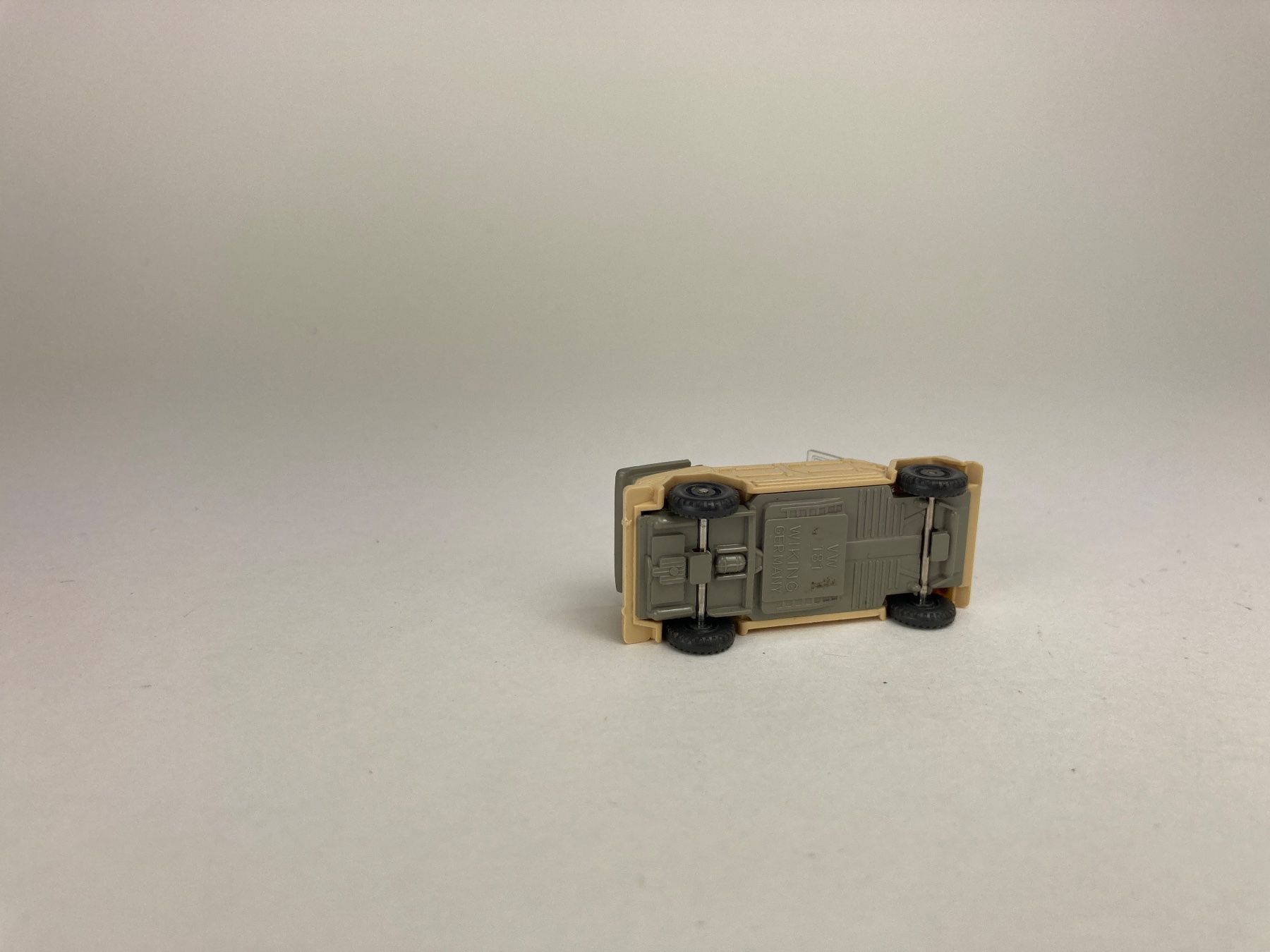 Wiking Modellini d'auto: VW 181 offen beige – Usato da Elm venduto da Wikmtz 2