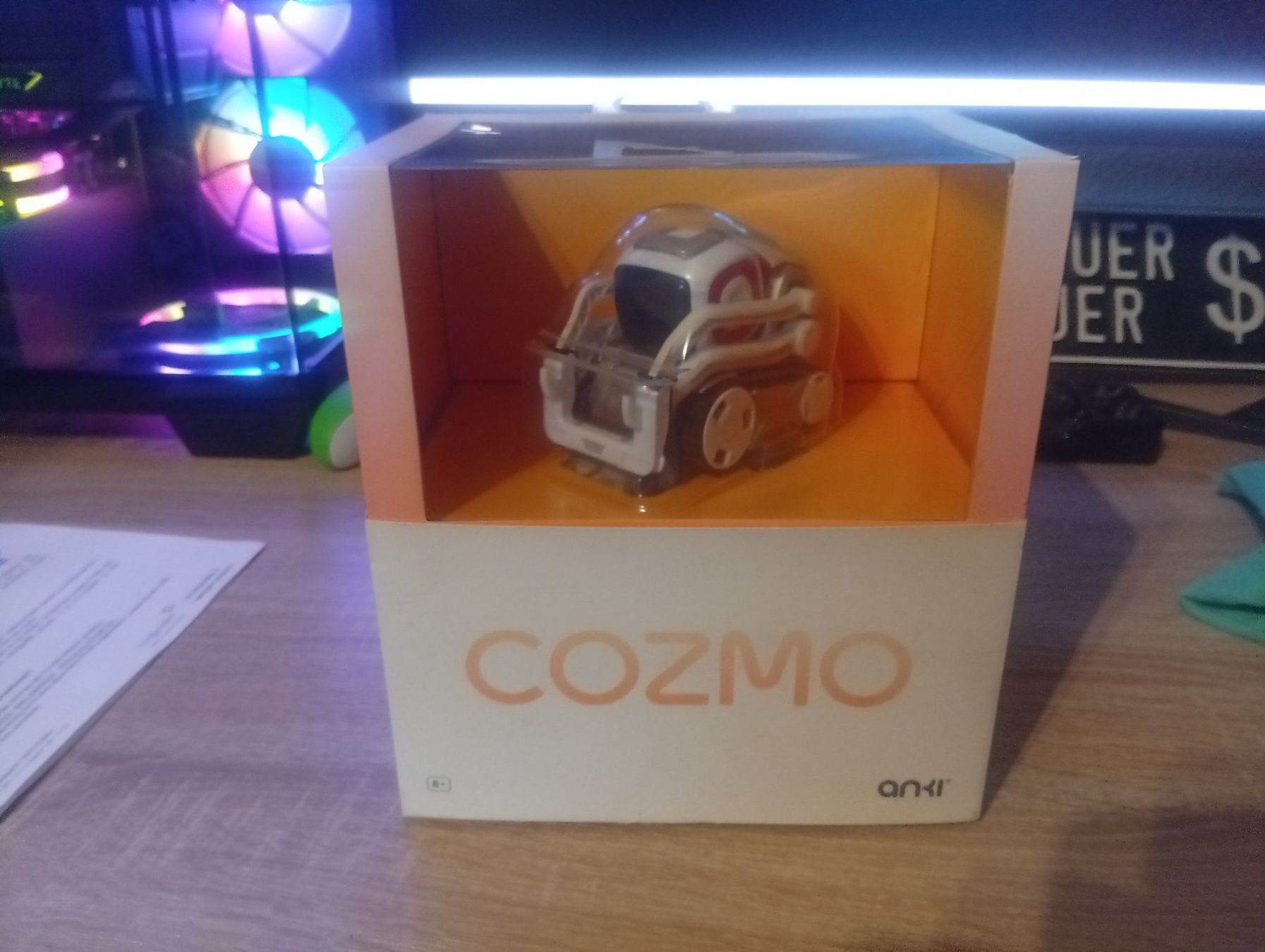 Anki Giocattoli: Anki Cozmo 1. Generation – Difettoso da Bischofszell venduto da UFpyro 1