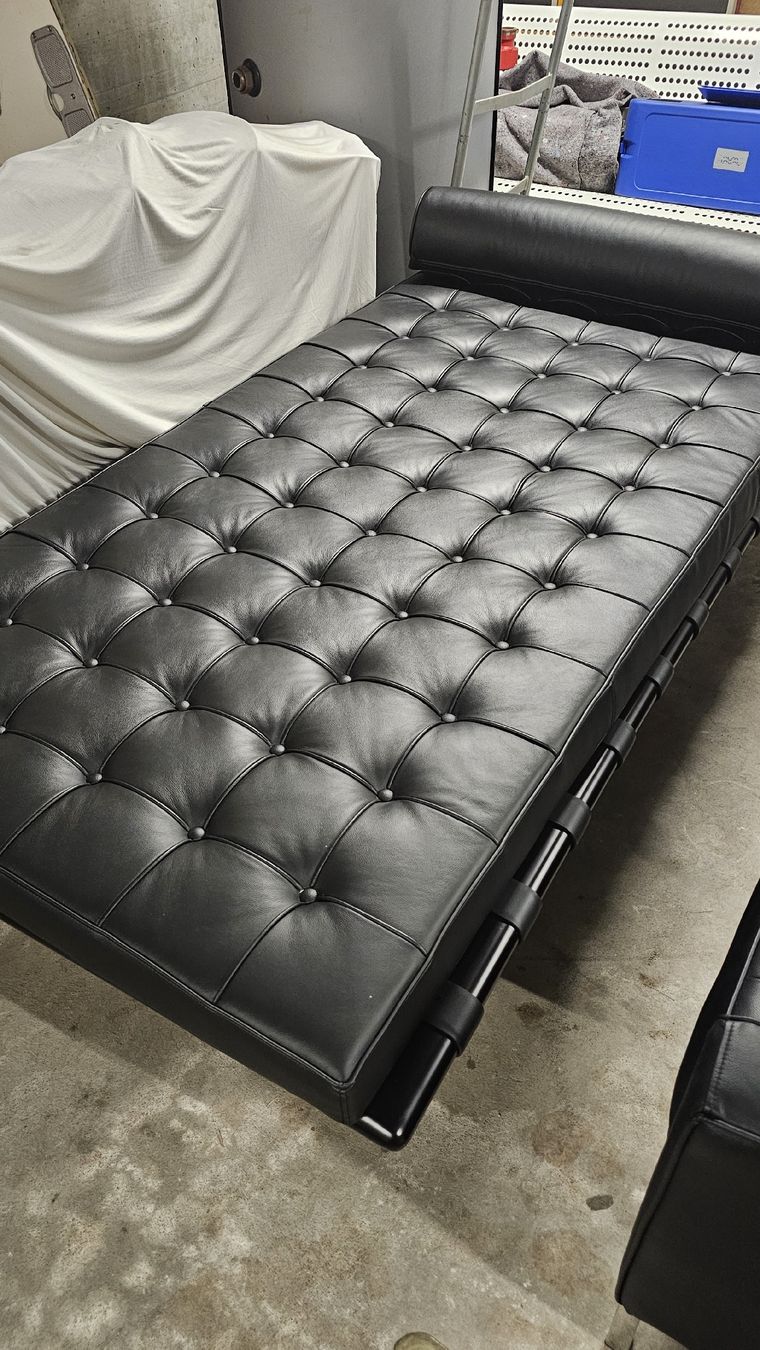 Liegen & Liegestühle: Daybed Replika Mies van der Rohe – Gebraucht aus Rheinfelden von Moeoep