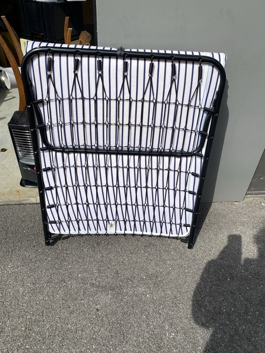 Letti: Lit pliant d’appoint pour les invités ! – Usato da Lausanne venduto da Csamadhi 1