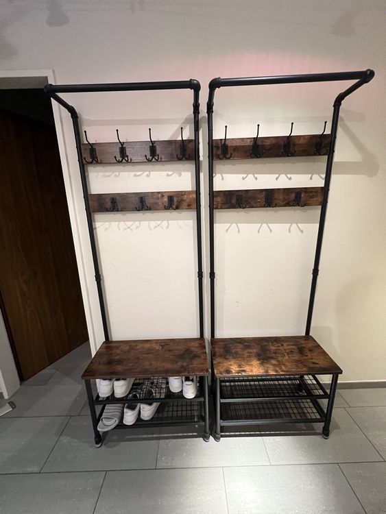 2 Garderoben im Industrial Style (Gebraucht) in Opfikon für CHF 50 ...