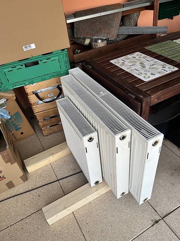 Radiatori: Radiateur convecteur DK 22 – Usato da Villars-Bozon venduto da Anonio 1